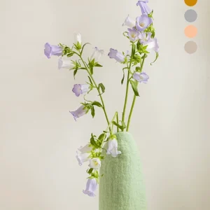 Cache-vase cloche M uni en laine feutrée | MUSKHANE