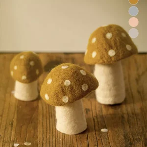 Champignon en laine feutrée ‘Dotty’ L | MUSKHANE