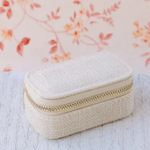 Mini boîte à bijoux de voyage ‘Marie’ effet lin Beige | MAISON SCARLETT